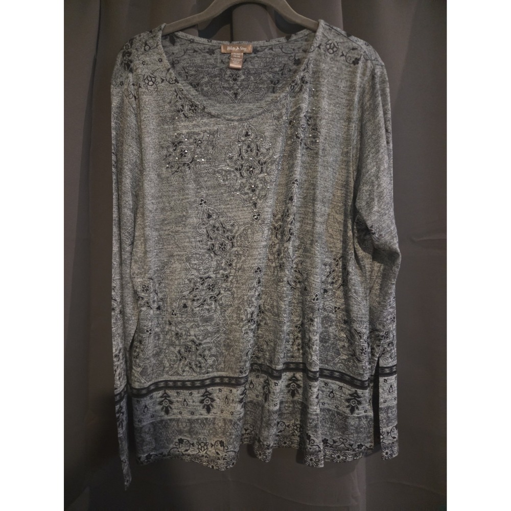 White Stag Women's Long Sleeve Shirt Size XL Floral Rhinestone Accent